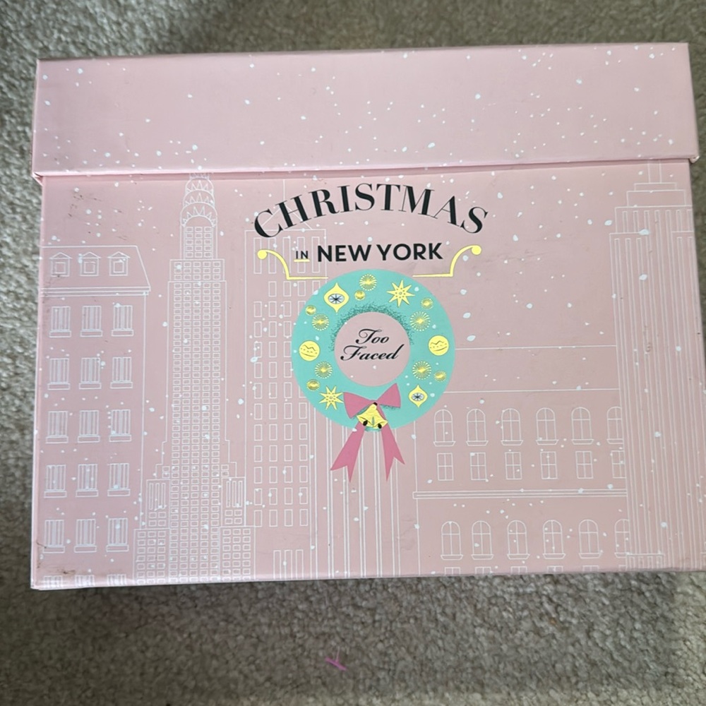 Too faced Christmas in New York collection